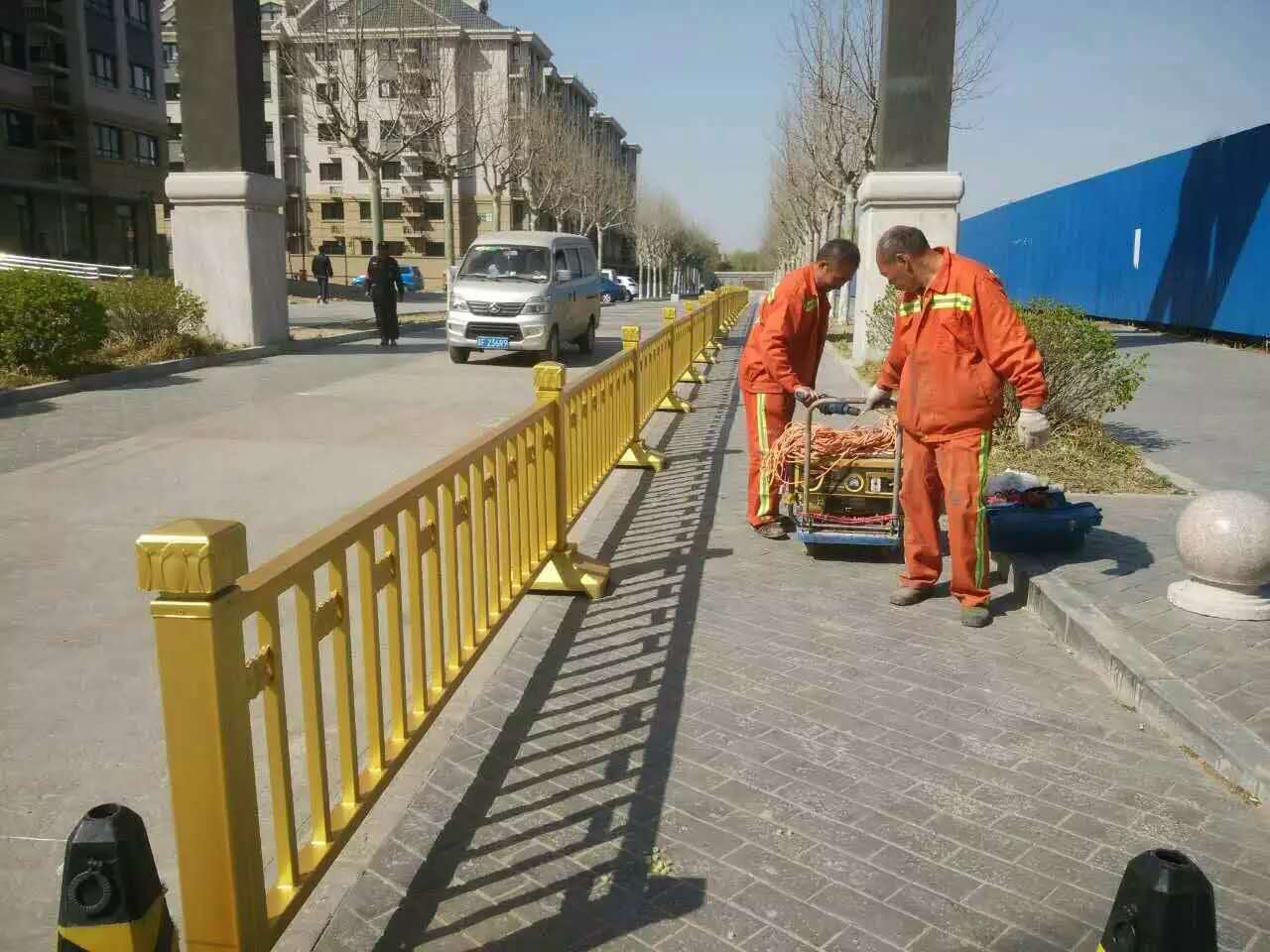 道路中央市政圍欄